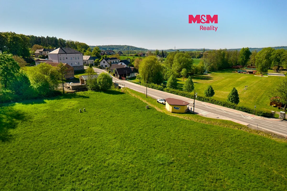 Prodej stavebního pozemku 1018 m²